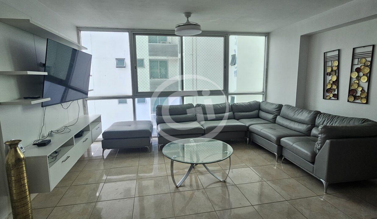 5. Sala comedor Alquiler apartamento Sky Blue. San Francisco