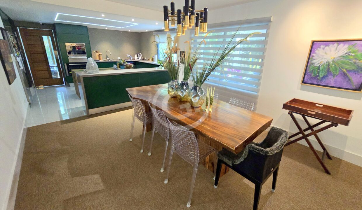 7. Comedor. Alquiler y Venta Casa Clayton