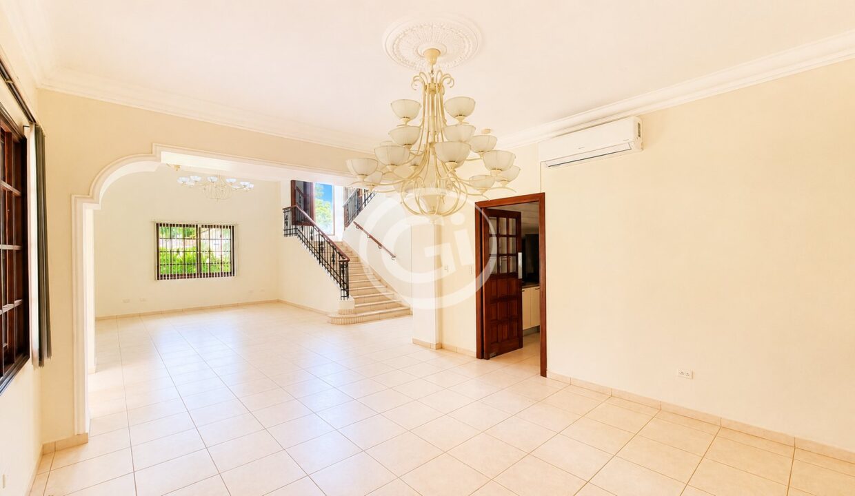 7. Entrada a cocina