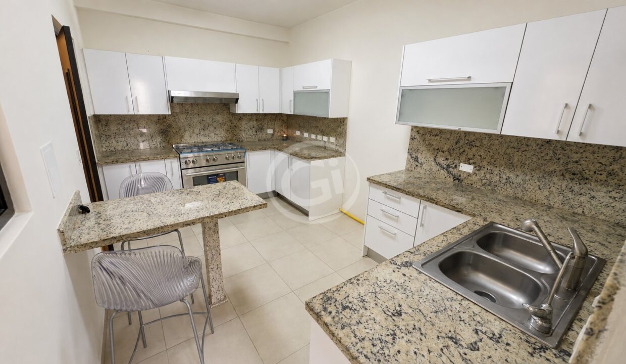 8. Cocina. Casa en Venta. Embassy Club Clayton