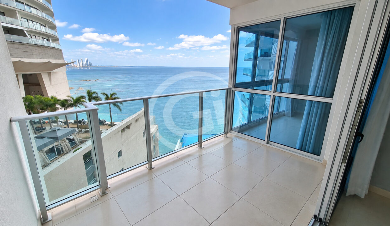 1. Balcón Apartamento Oasis Punta Pacífica venta