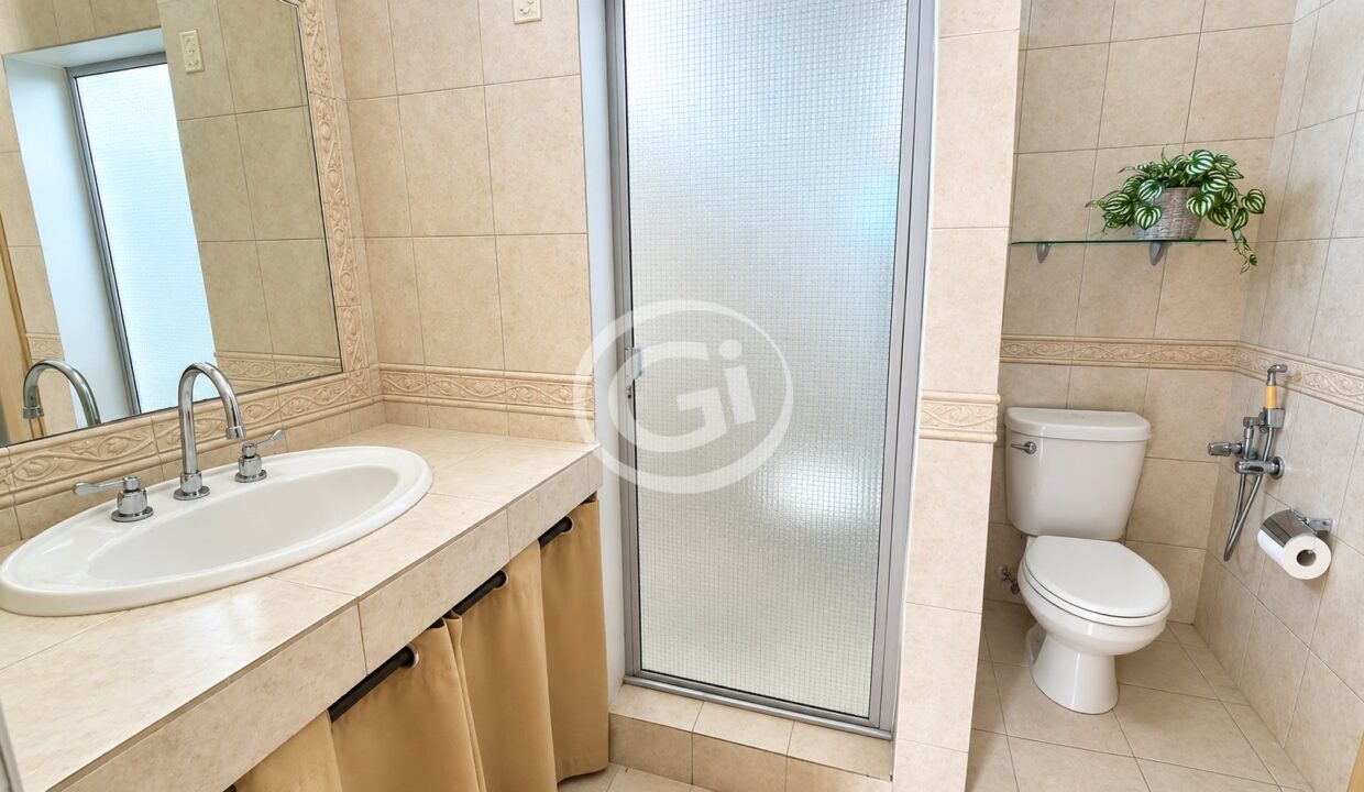 13. Baño HP
