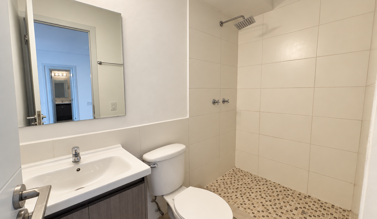 14. Baño 2 alquiler apartamento Alai Vía España