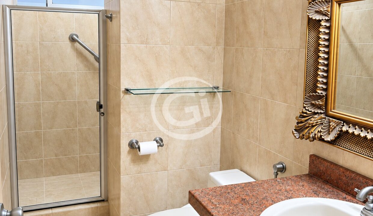 16. Baño habitacion secundaria