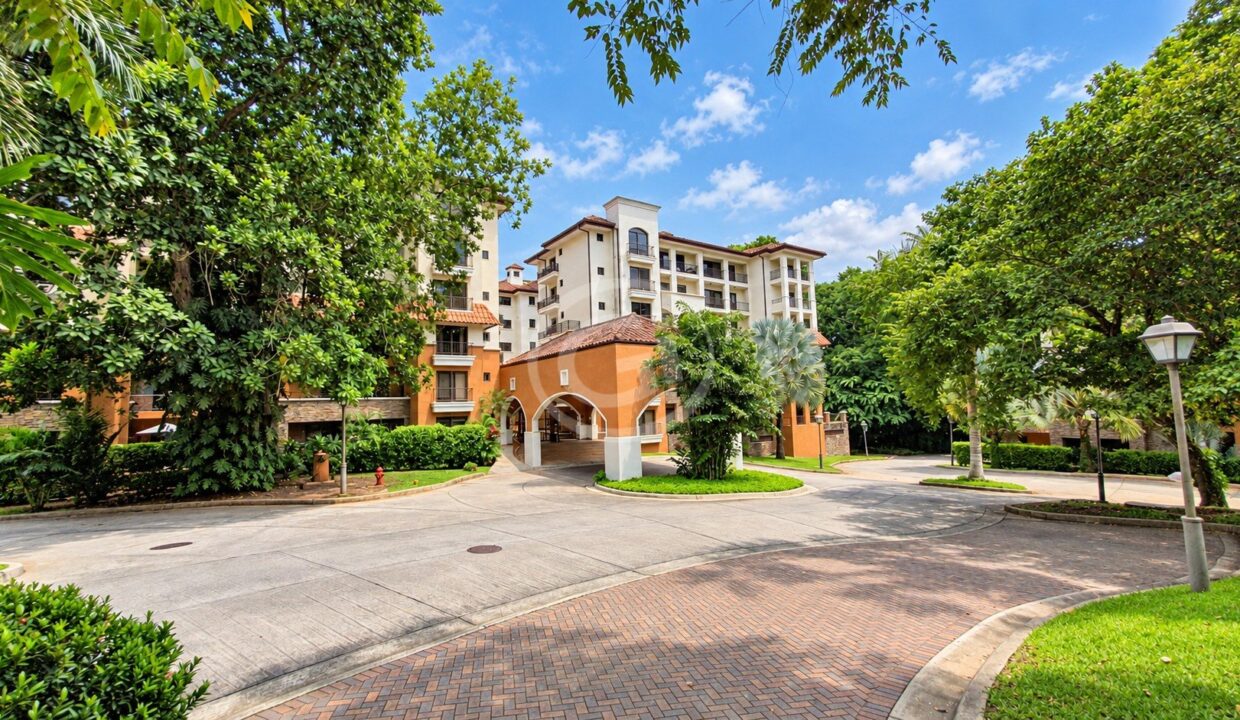 2. Fachada. Venta Apartamento Embassy Club Clayton