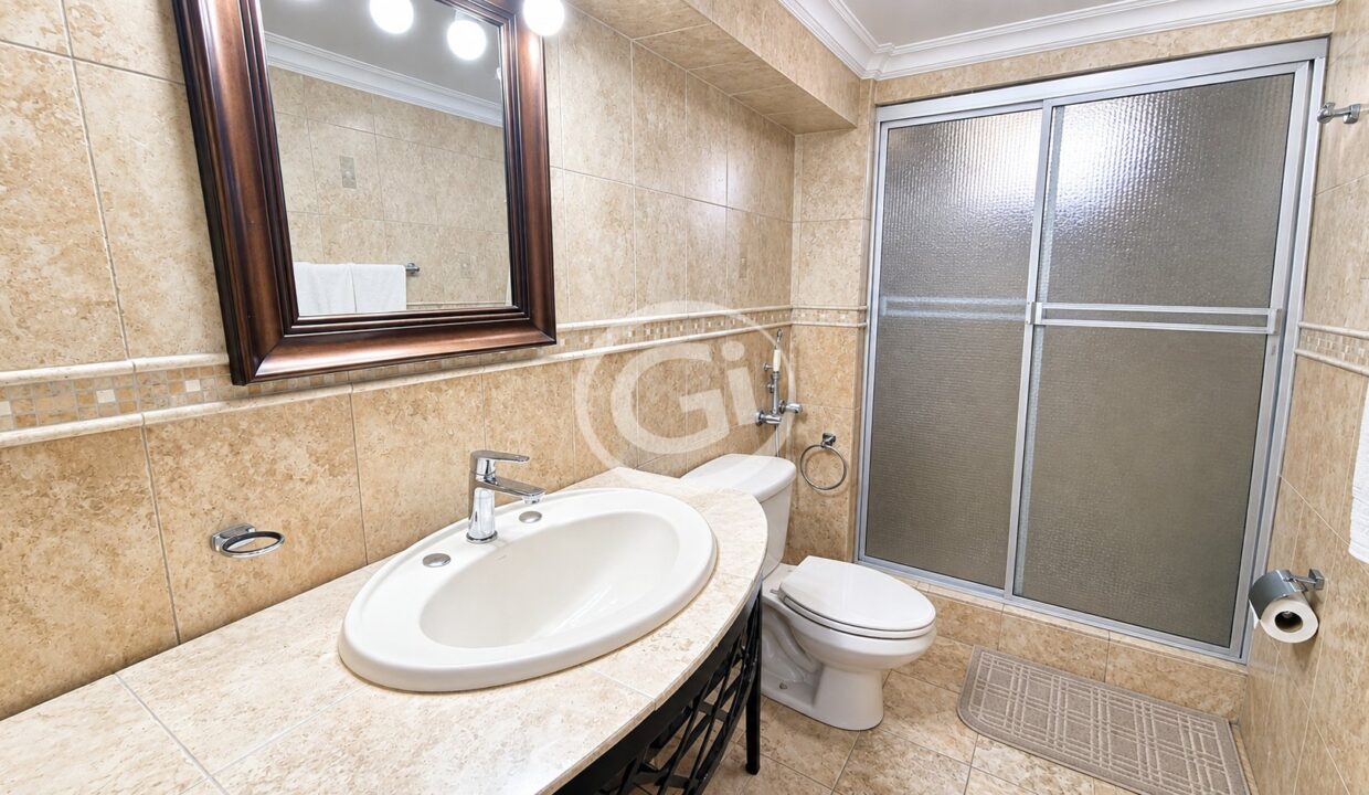 21. Baño 3