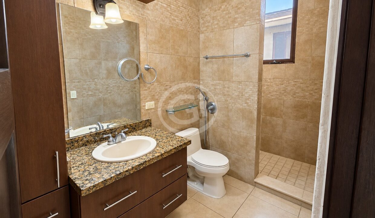 24. Habitación 4. Venta Casa Embassy Club. Clayton