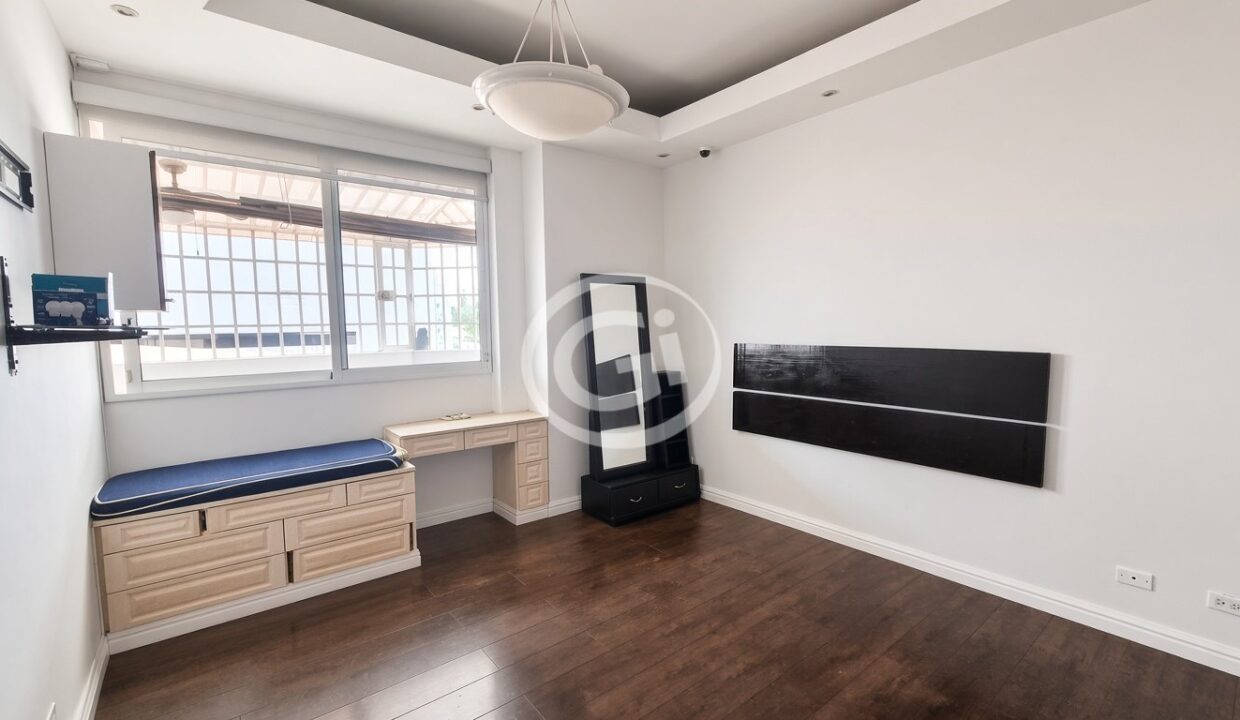 8. Habitacion principal